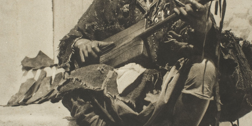 image for: Claudi Carbonell - El moro de la guitarra [L&#039;home del guinbri] - Cap a 1920