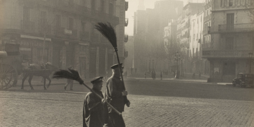 image for: Otho Lloyd - Escombriaires al barri de la Ribera (Barcelona) - 1946