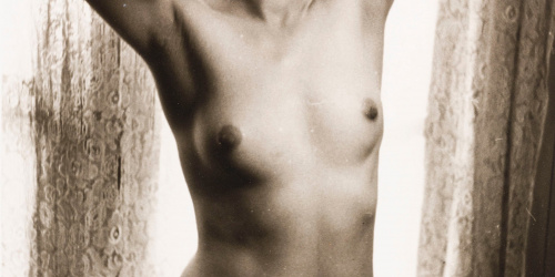 image for: Otho Lloyd - Nu femení - Cap a 1946