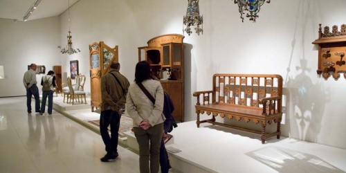Sales d&#039;arts decoratives, modernisme.