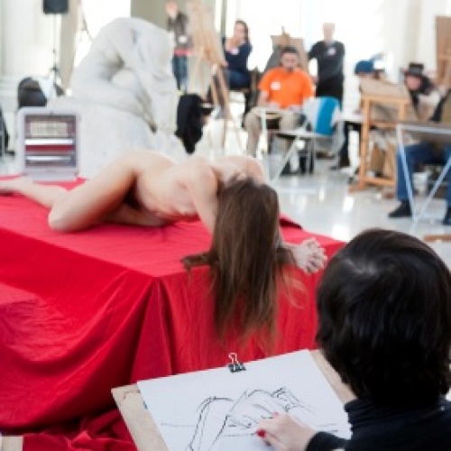 Feu volar la imaginació: &#039;Obres sota el llapis. Sessions de dibuix d&#039;escultura al museu&#039;