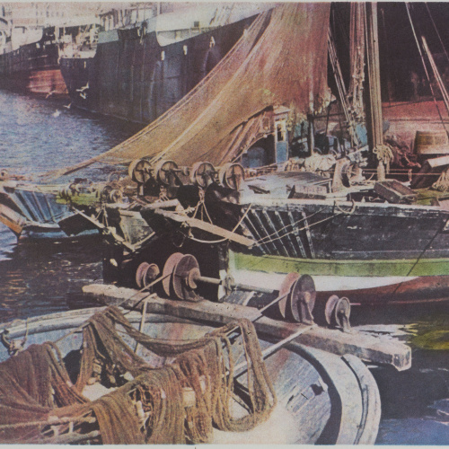 image for: Josep Maria Casals i Ariet - Barques al port - Cap a 1945