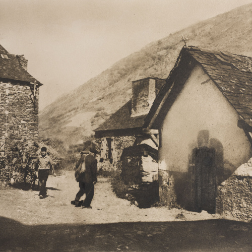 Josep Maria Casals i Ariet - Carrer de poble - Cap a 1935 image for: Josep Maria Casals i Ariet - Carrer de poble - Cap a 1935