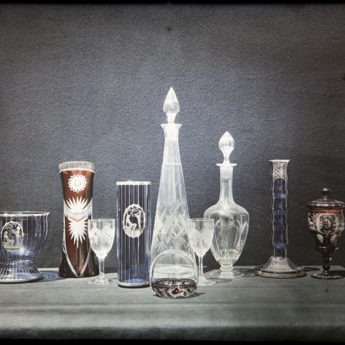 image for: Francesc Carrera Bou - Natura morta amb objectes de vidre - Cap a 1922-1926