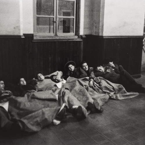 image for: Oriol Maspons - Fotografia per al llibre «Toreo de salón. Farsa con acompañamiento de clamor y murga», de Camilo José Cela - 1962 (tiratge posterior)