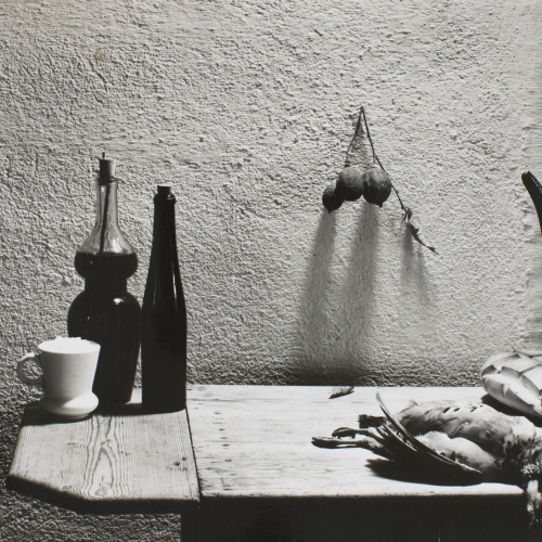 image for: Oriol Maspons - Bodegón a lo Zurbarán. Fotografia per al llibre «La caza de la perdiz roja», de Miguel Delibes - 1962
