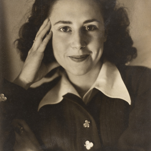 image for: Otho Lloyd - Retrat de Pierrette Gargallo - 1945