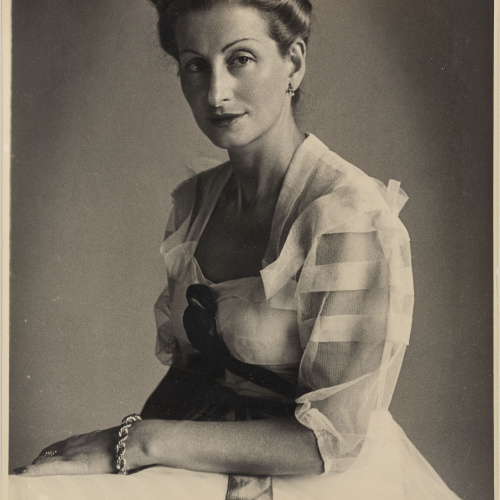 image for: Otho Lloyd - Retrat de dona - Cap a 1944-1950