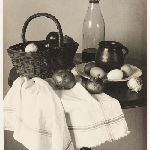image for: Otho Lloyd - Natura morta - Cap a 1944-1950