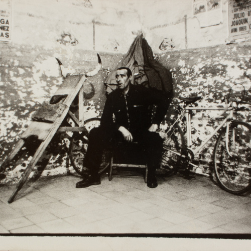 image for: Oriol Maspons - Fotografia per al llibre «Toreo de salón. Farsa con acompañamiento de clamor y murga», de Camilo José Cela - Cap a 1958-1962