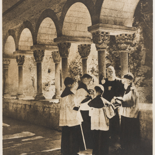 image for: Josep Maria Casals i Ariet - Monjo i escolanets en un claustre - Cap a 1934