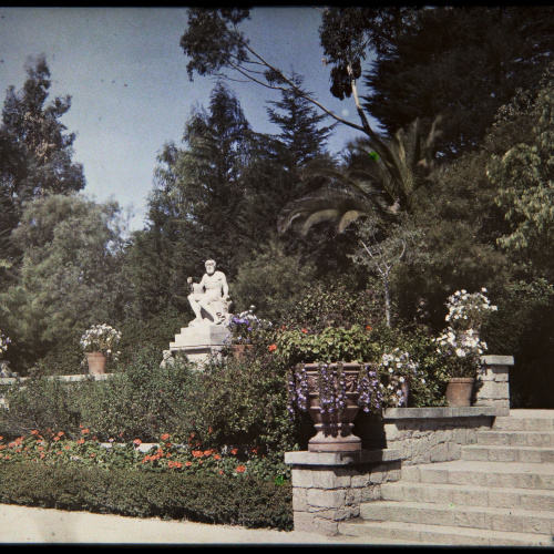 image for: Francesc Carrera Bou - Estàtua de Neptú al parc Laribal de Montjuïc (Barcelona) - Cap a 1926