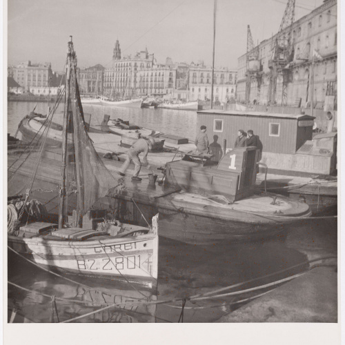 image for: Otho Lloyd - Port de Barcelona - 1948