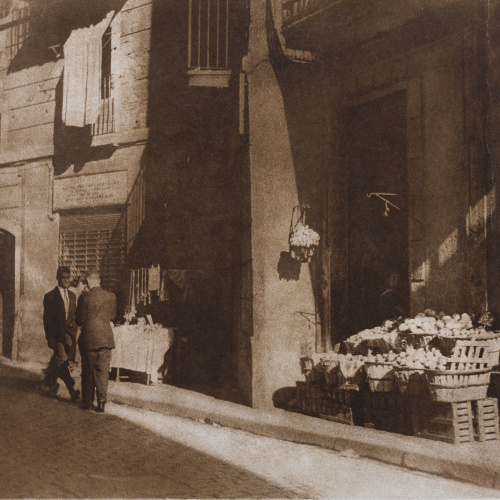 image for: Josep Maria Casals i Ariet - Carrer amb botiga - No datat