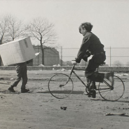 image for: Oriol Maspons - Nen amb bicicleta - Cap a 1955-1956