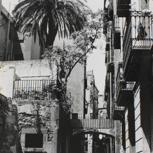 image for: Oriol Maspons - Barri de Barcelona - 1969