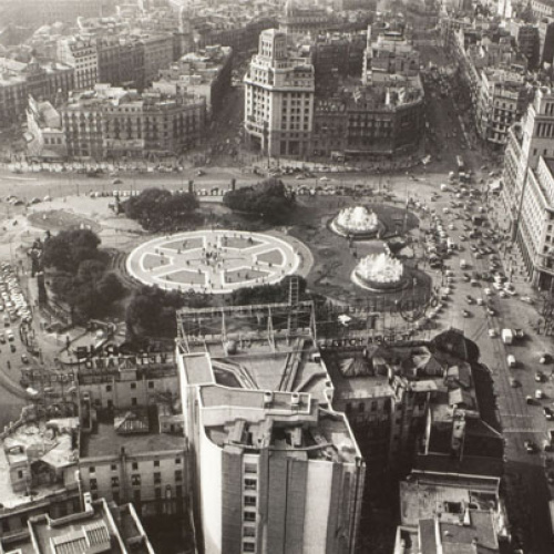 image for: Oriol Maspons - Sense títol [Plaça Catalunya, Barcelona] - Cap a 1971