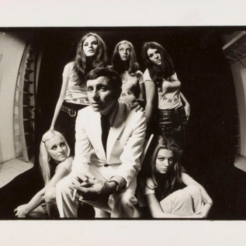 image for: Oriol Maspons - Oriol Regàs, empresari, amb les gogós de Bocaccio - 1968