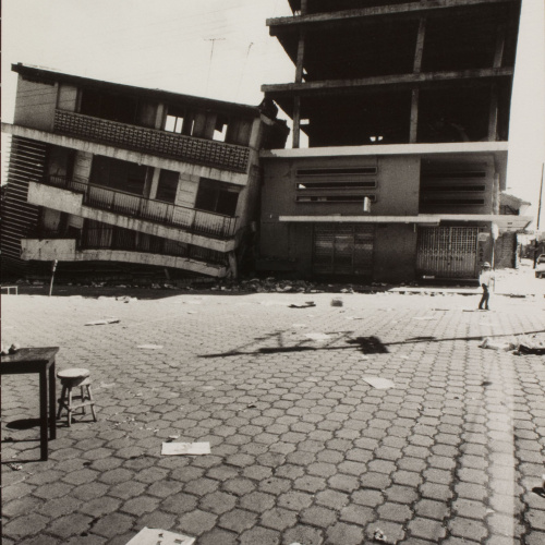 image for: Oriol Maspons - Terratrèmol de Managua (Nicaragua) - 1972