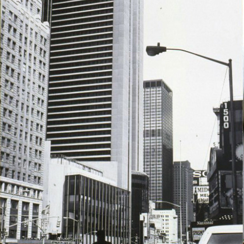 image for: Carles Fontserè - Plafó B. L'hotel Marriot Marquis des de la cruïlla del carrer 43 - Cap a 1986
