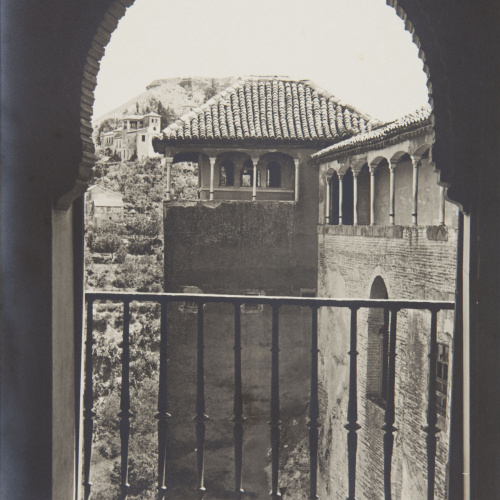 image for: Claudi Carbonell - Sense títol [Alhambra. Peinador de la Reina] - No datat
