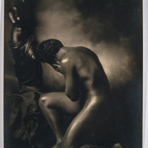 image for: Josep Masana - Nu amb una còpia de la «Venus de Milo» - Cap a 1933