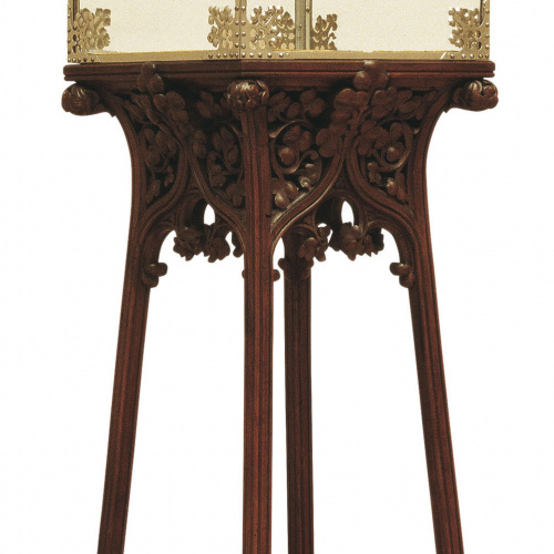 image for: Josep Puig i Cadafalch - Pedestal quadrangular amb vitrina - Cap a 1900
