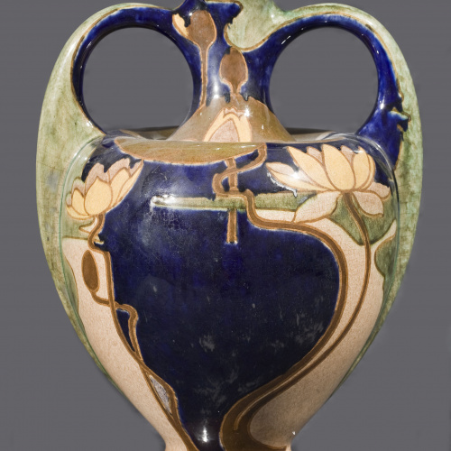 image for: Reial Fàbrica de Rozenburg - Vas amb dues nanses decorat amb flors - Cap a 1898