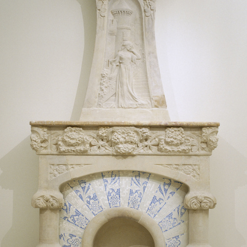 image for: Lluís Domènech i Montaner - Llar de foc amb relleu escultòric - Cap a 1907