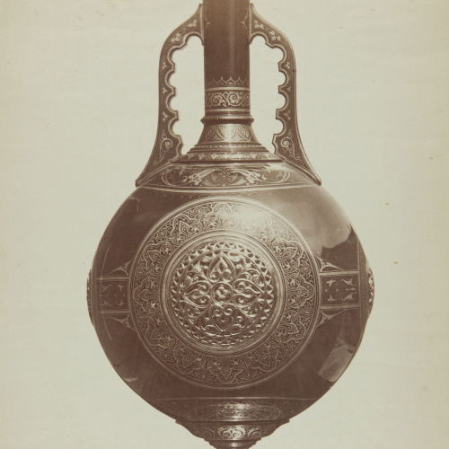 image for: Jean Laurent - Vase en fer damasquiné (de propieté particulière) oeuvre de Mr. Zuloaga - 1865