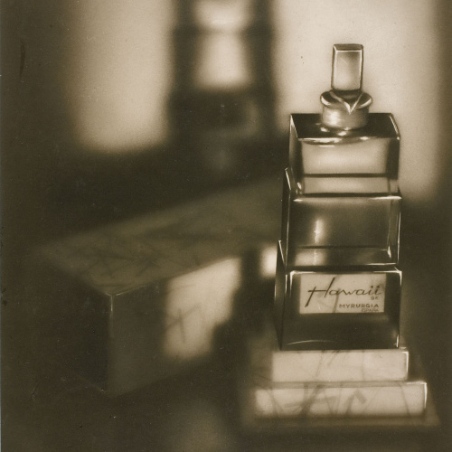 image for: Pere Català Pic - Fotografia publicitària per a Myrurgia. Extracte «Hawaii» - Entre 1933-1936