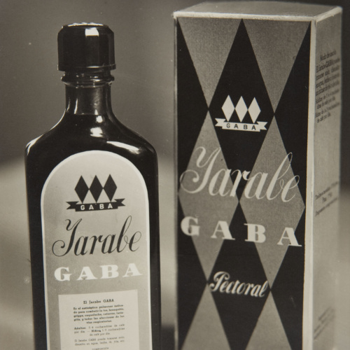 image for: COMPAL. Barcelona - Fotografia publicitària del xarop «Gaba» (remei pectoral) - Cap a 1930