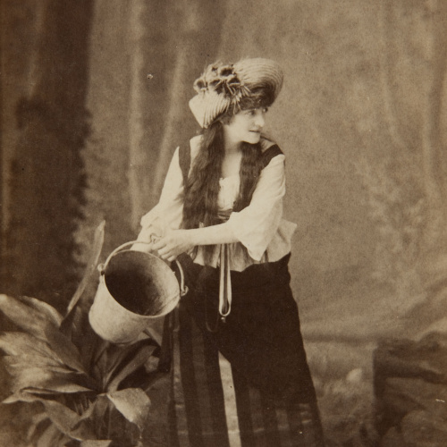 image for: Antoni Esplugas Puig - Retrat de Consuelo Montañés a «La Mascota» - Cap a 1886