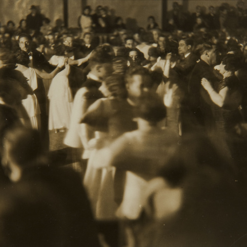 image for: Pere Català Pic - Ball de gala. Joventut, bellesa, esplendor, dansa, potser prometences i tot - 1931