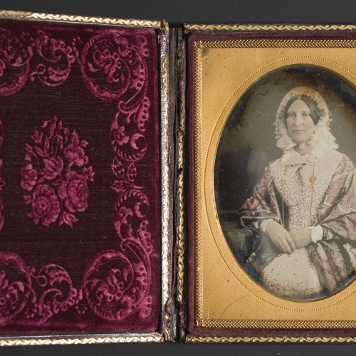 image for: Anònim - Retrat de dona - Entre 1839-1860