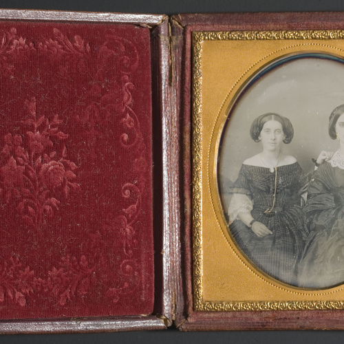 image for: Anònim - Retrat de dues dones - Entre 1839-1860