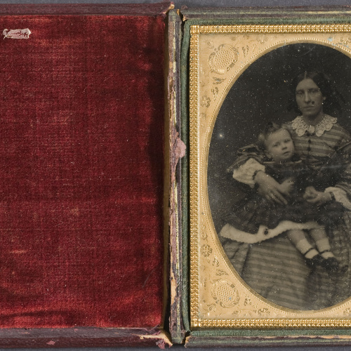image for: Anònim - Retrat de dona amb nena - 1850-1860