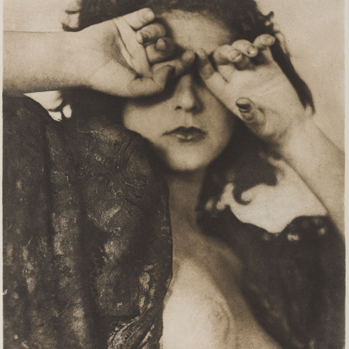 image for: Josep Maria Casals i Ariet - Bust de noia - Cap a 1935