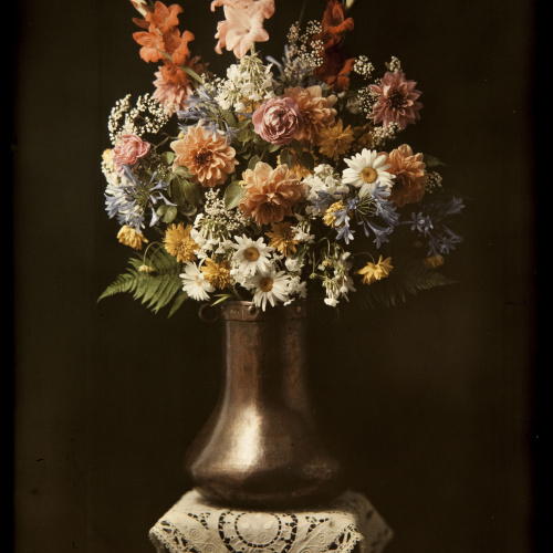 image for: Francesc Carrera Bou - Gerro amb flors - Cap a 1922-1926