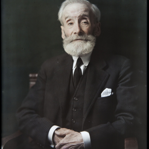 image for: Francesc Carrera Bou - Autoretrat - Cap a 1924