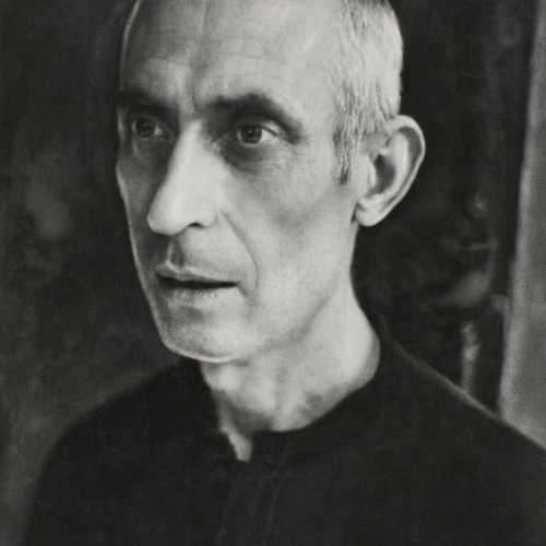 image for: Otho Lloyd - [Retrat] - Cap a 1944