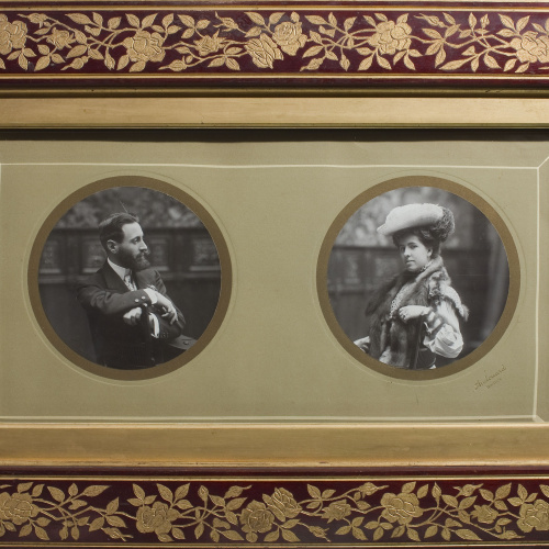 image for: Pau Audouard - Marc amb els retrats d&#039;Eusebi Bertrand i la seva esposa Maria Mata Julià - Cap a 1904