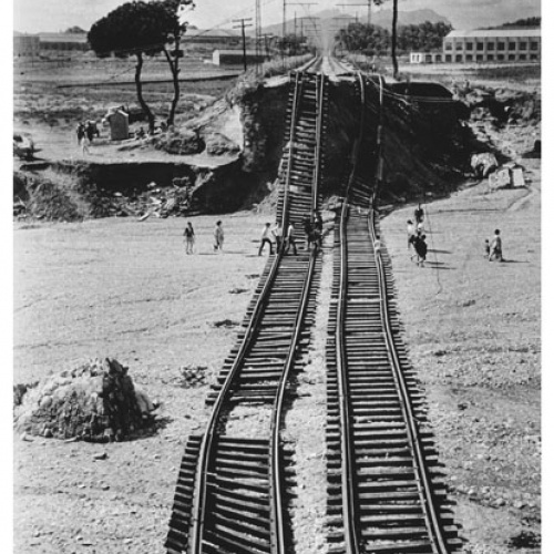 image for: Joana Biarnés - Línia ferroviària de la RENFE. Va quedar enlairada després de les riuades de Terrassa - 1962 (tiratge 2017)
