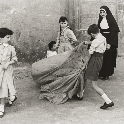 image for: Oriol Maspons - Fotografia per al llibre «Toreo de salón. Farsa con acompañamiento de clamor y murga», de Camilo José Cela - 1962 (tiratge posterior)