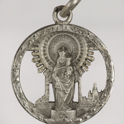 image for: Anònim - Verge del Pilar, medalla calada - Cap a 1900-1973