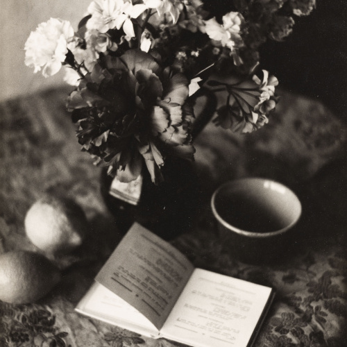 Otho Lloyd - Natura morta - Cap a 1946 image for: Otho Lloyd - Natura morta - Cap a 1946