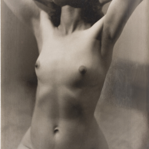 image for: Otho Lloyd - Nu femení - Cap a 1946