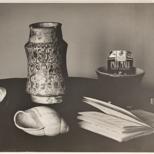 image for: Otho Lloyd - Natura morta - Cap a 1944-1950